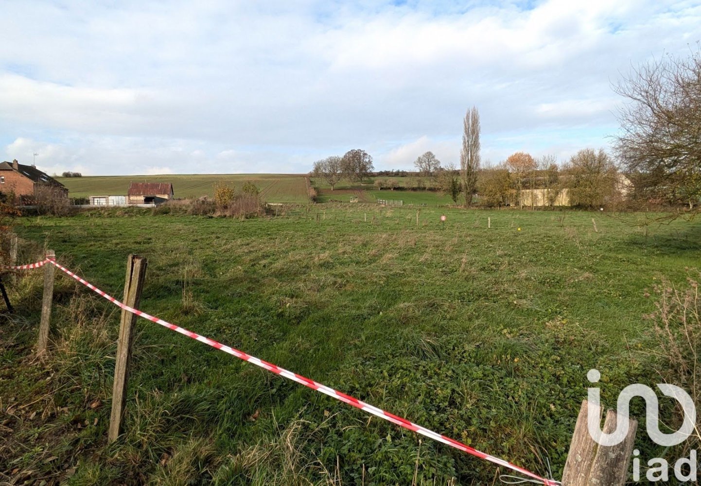  قطعة أرض في Honnecourt-sur-Escaut, France 777متر مربع رقم 44589