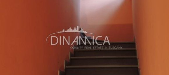 7 rooms House in Terricciola, Italy No. 235980 3