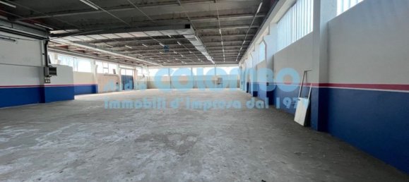 Lagerhaus in Collebeato, Italy 1350m², Nr. 359643 5