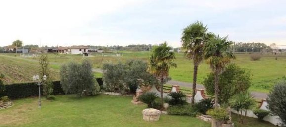 4 bedrooms Villa in Pontinia, Italy No. 253634 7