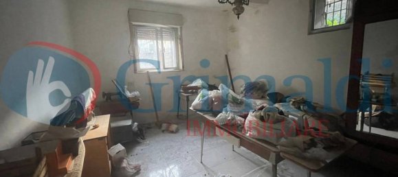 Дом с 4 комнатами в Мессина, Италия № 47331 11