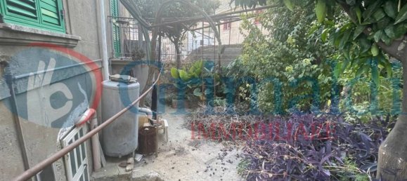 Дом с 4 комнатами в Мессина, Италия № 47331 20