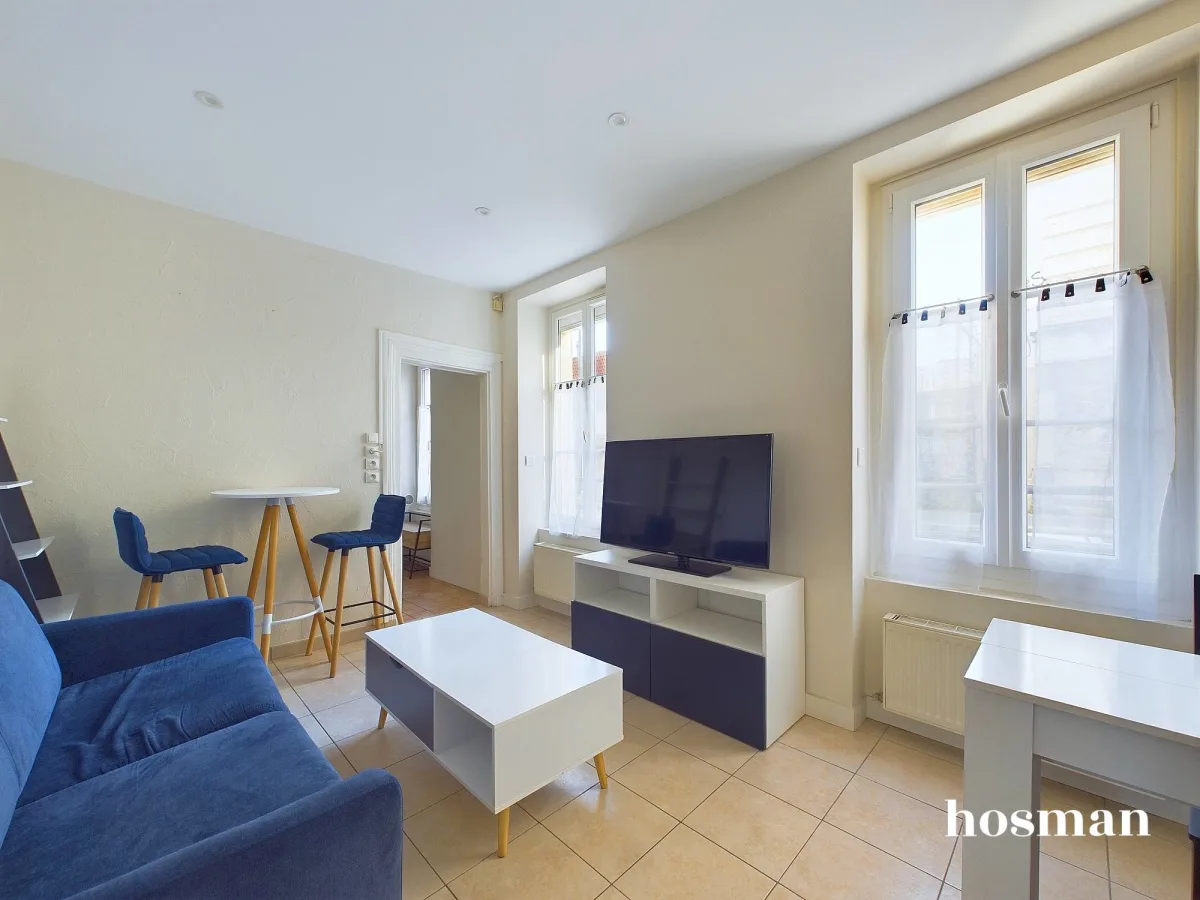 1 bedroom Apartment in Paris, France No. 151002