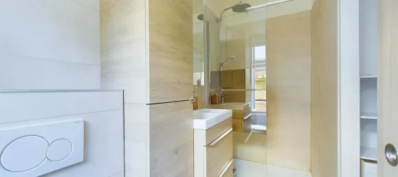 1 bedroom Apartment in Paris, France No. 151002 17