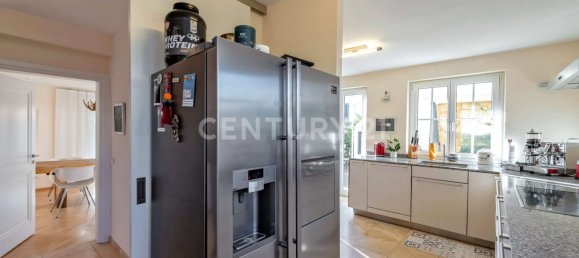 6 rooms House in Esslingen, Germany No. 116088 25