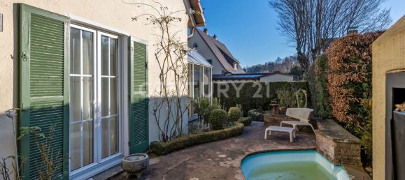 6 rooms House in Esslingen, Germany No. 116088 10