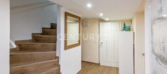 6 rooms House in Esslingen, Germany No. 116088 42