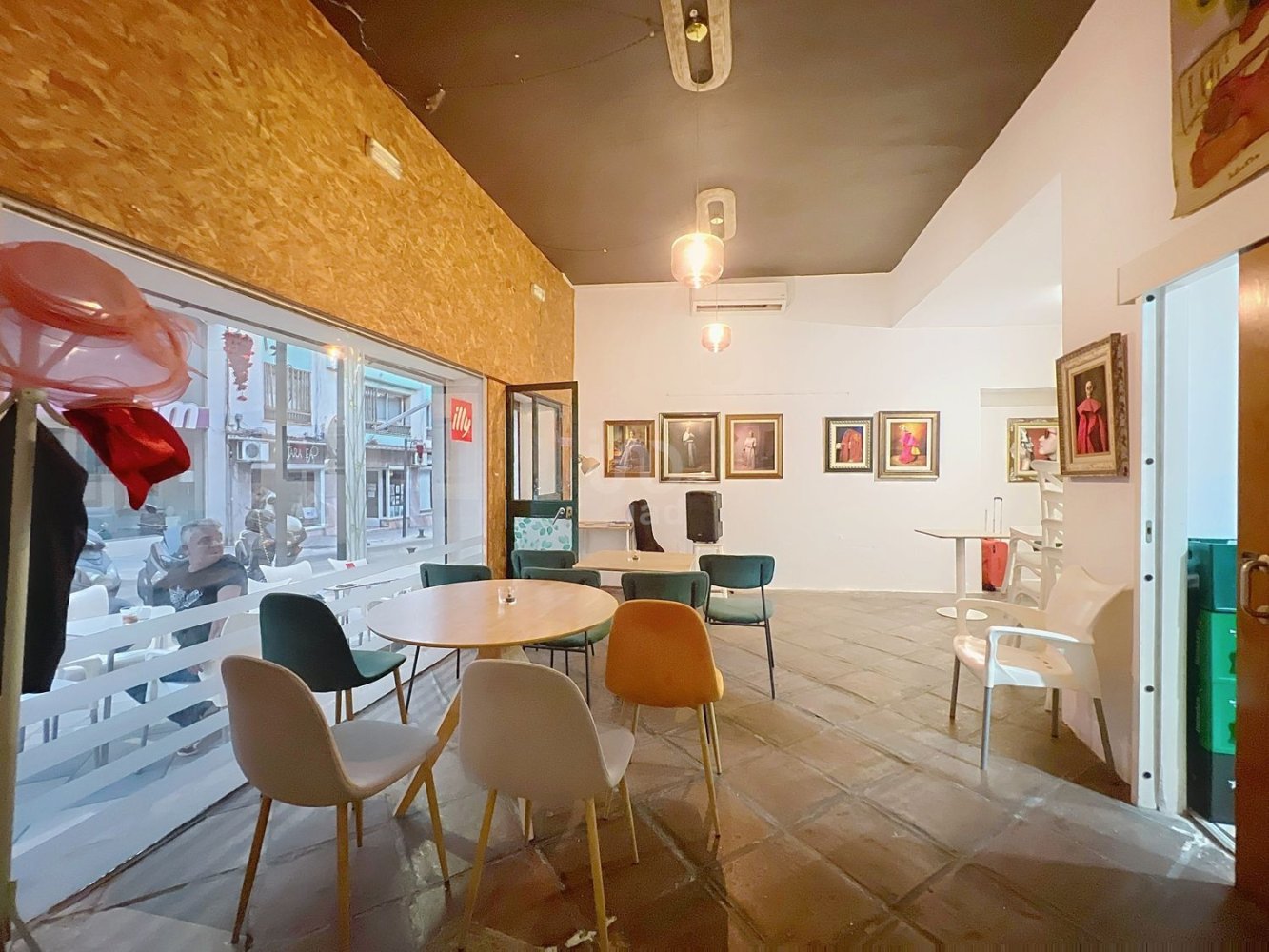 150m² Commercial property in Cadiz, Spain No. 275747