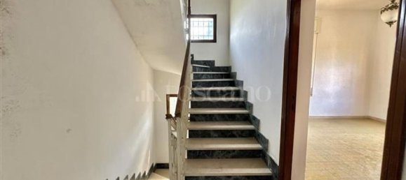 7 bedrooms Villa in Nettuno, Italy No. 341107 2