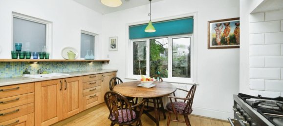 5 bedrooms House in Brighton and Hove, United Kingdom No. 10387 8