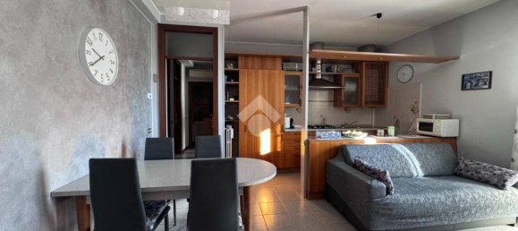 2 bedrooms Apartment in Urgnano, Italy No. 179220 3