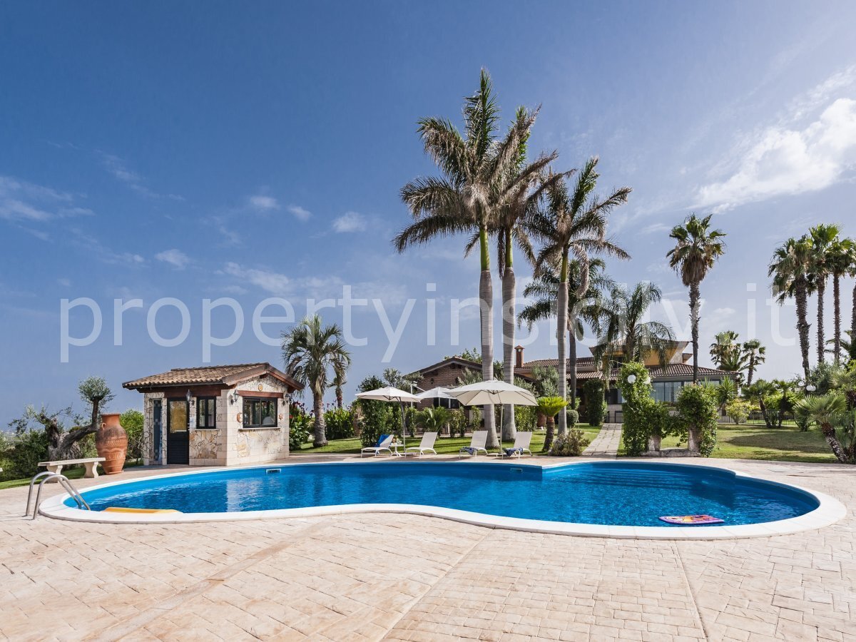 9 Schlafzimmer Villa in Ispica, Italy, Nr. 103090