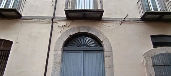 7-Zimmer Wohnung in Potenza, Italy, Nr. 92735 2