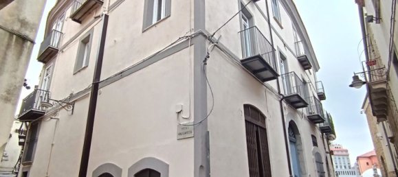 7-Zimmer Wohnung in Potenza, Italy, Nr. 92735 4