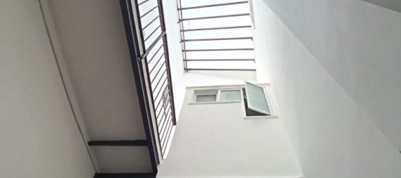 7-Zimmer Wohnung in Potenza, Italy, Nr. 92735 8