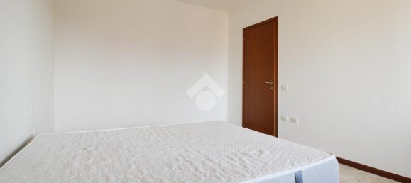 Apartamento T1 em Prato, Italy N.º 55405 39