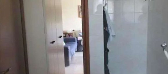 Квартира с 4 спальнями в Эрба, Италия № 362314 15