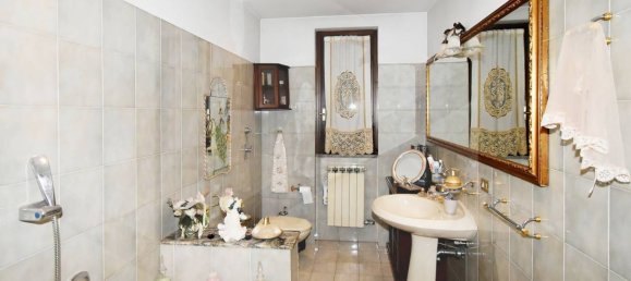 4-salle Maison à Parabiago, Italy No. 31491 16