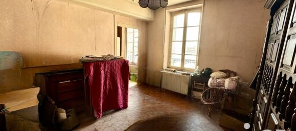 Casa de 3 dormitorios en Pont-sur-Yonne, France No. 197878 8