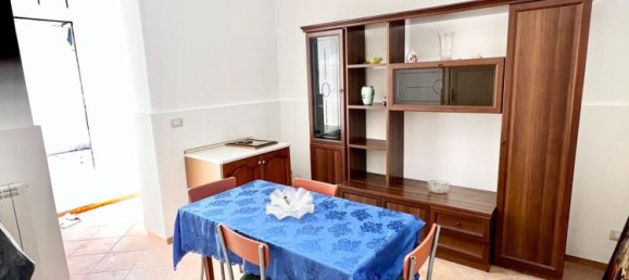 3 rooms Apartment in Palermo, Italy No. 37092 10