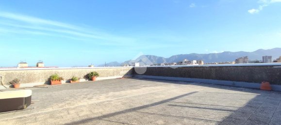 4 rooms Apartment in Palermo, Italy No. 15250 38