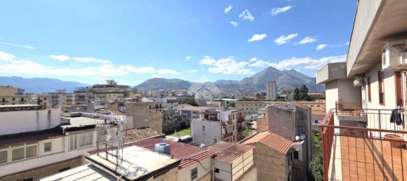 4 rooms Apartment in Palermo, Italy No. 15250 37