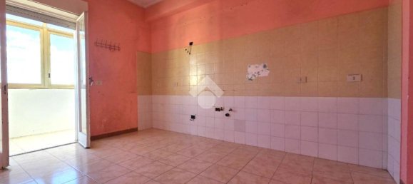 4 rooms Apartment in Palermo, Italy No. 15250 11