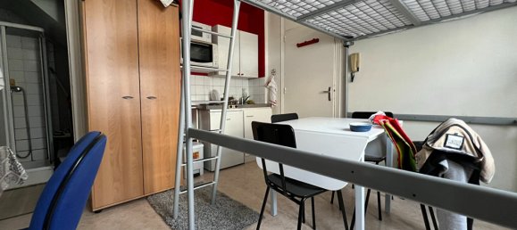 Studio in Angers, France No. 100966 5