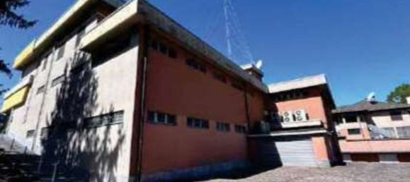 9 rooms Apartment in Sant'Angelo Lodigiano, Italy No. 298886 5