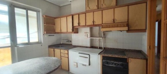 3 bedrooms Apartment in Leon, Spain No. 72168 13