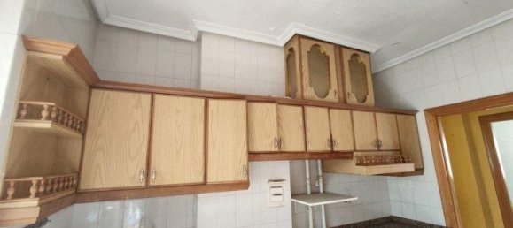 3 bedrooms Apartment in Leon, Spain No. 72168 14