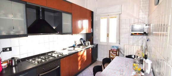 10-salle Maison à Cadelbosco di Sopra, Italy No. 136377 8