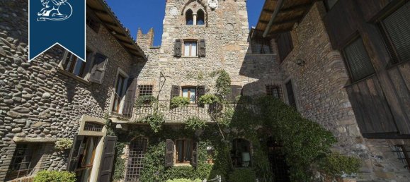 4 bedrooms Castles in Gorle, Italy No. 354918 22