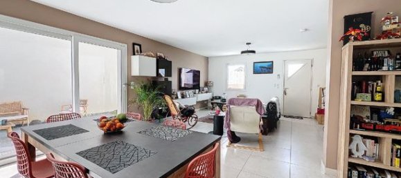 3 Schlafzimmer Haus in Jassans-Riottier, France, Nr. 311704 5