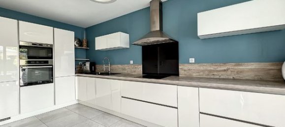 3 Schlafzimmer Haus in Jassans-Riottier, France, Nr. 311704 3