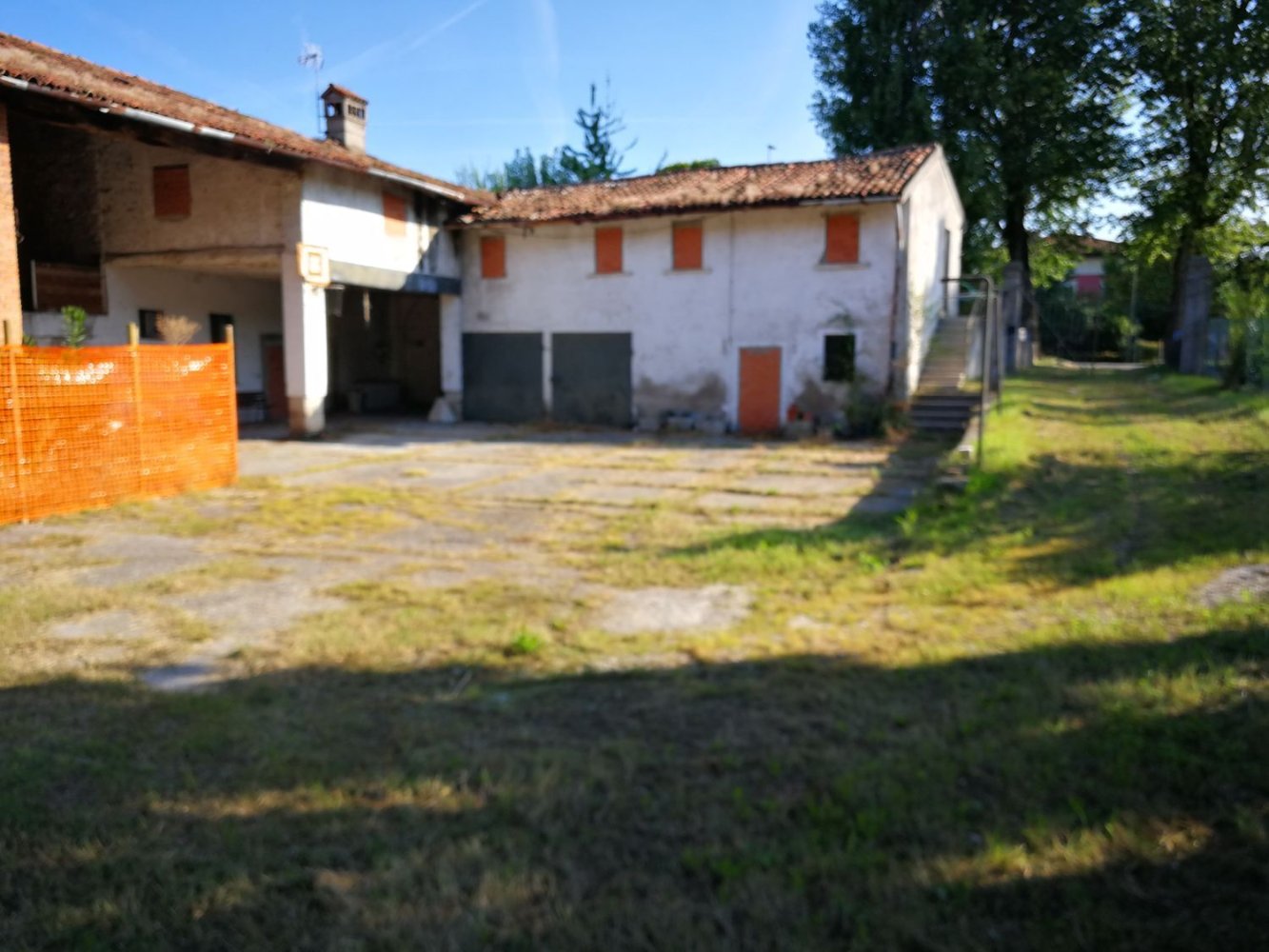 6 rooms House in Brescia, Italy No. 120894