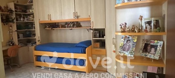 Apartamento de 3 dormitorios en Taranto, Italy No. 380540 6