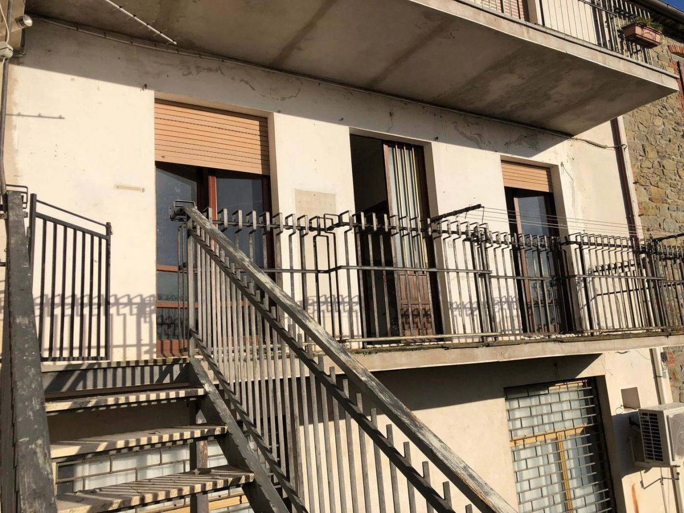 4 bedrooms Apartment in Tuoro sul Trasimeno, Italy No. 145610