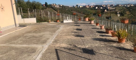 3 rooms Apartment in Chieti, Italy No. 214526 9