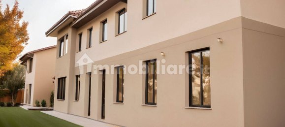 4 bedrooms Villa in Spinea, Italy No. 222286 4