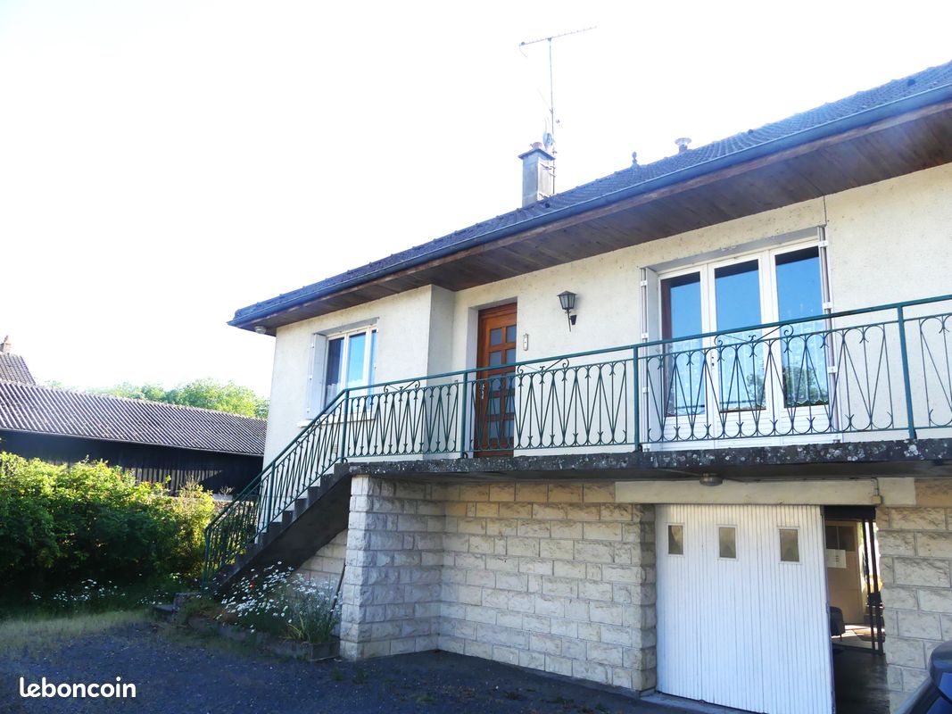 4 غرف نوم منزل في Richelieu, France رقم 81804