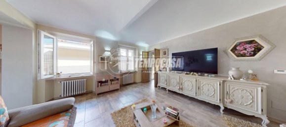 6 rooms House in Volpiano, Italy No. 305172 24
