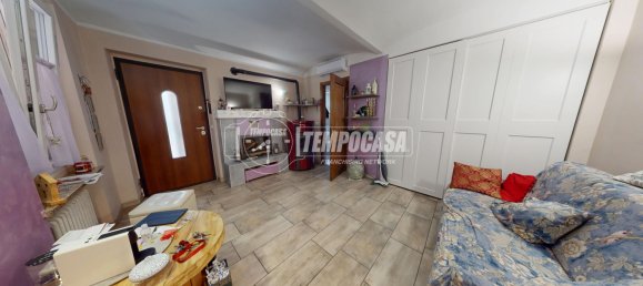 6 rooms House in Volpiano, Italy No. 305172 8