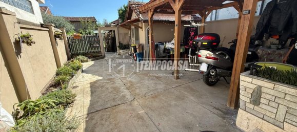 6 rooms House in Volpiano, Italy No. 305172 22