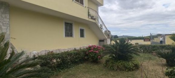 3 bedrooms Villa in Priverno, Italy No. 93222 4