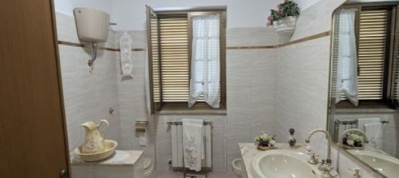 3 bedrooms Villa in Priverno, Italy No. 93222 18