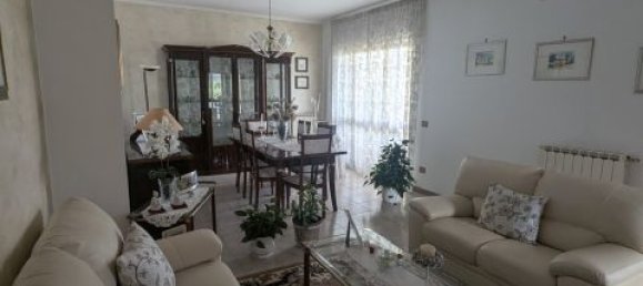 3 bedrooms Villa in Priverno, Italy No. 93222 9