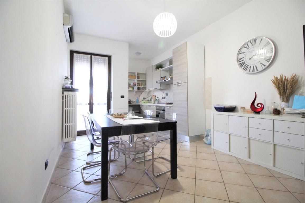 3 rooms Apartment in Brandizzo, Italy No. 6538