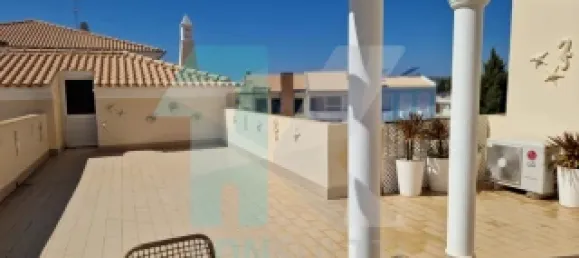 3 غرف نوم منزل ذو طابقين في Quarteira, Portugal رقم 61861 5