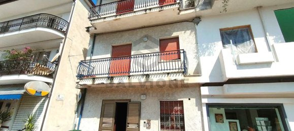 5 Schlafzimmer Haus in Amorosi, Italy, Nr. 319957 17